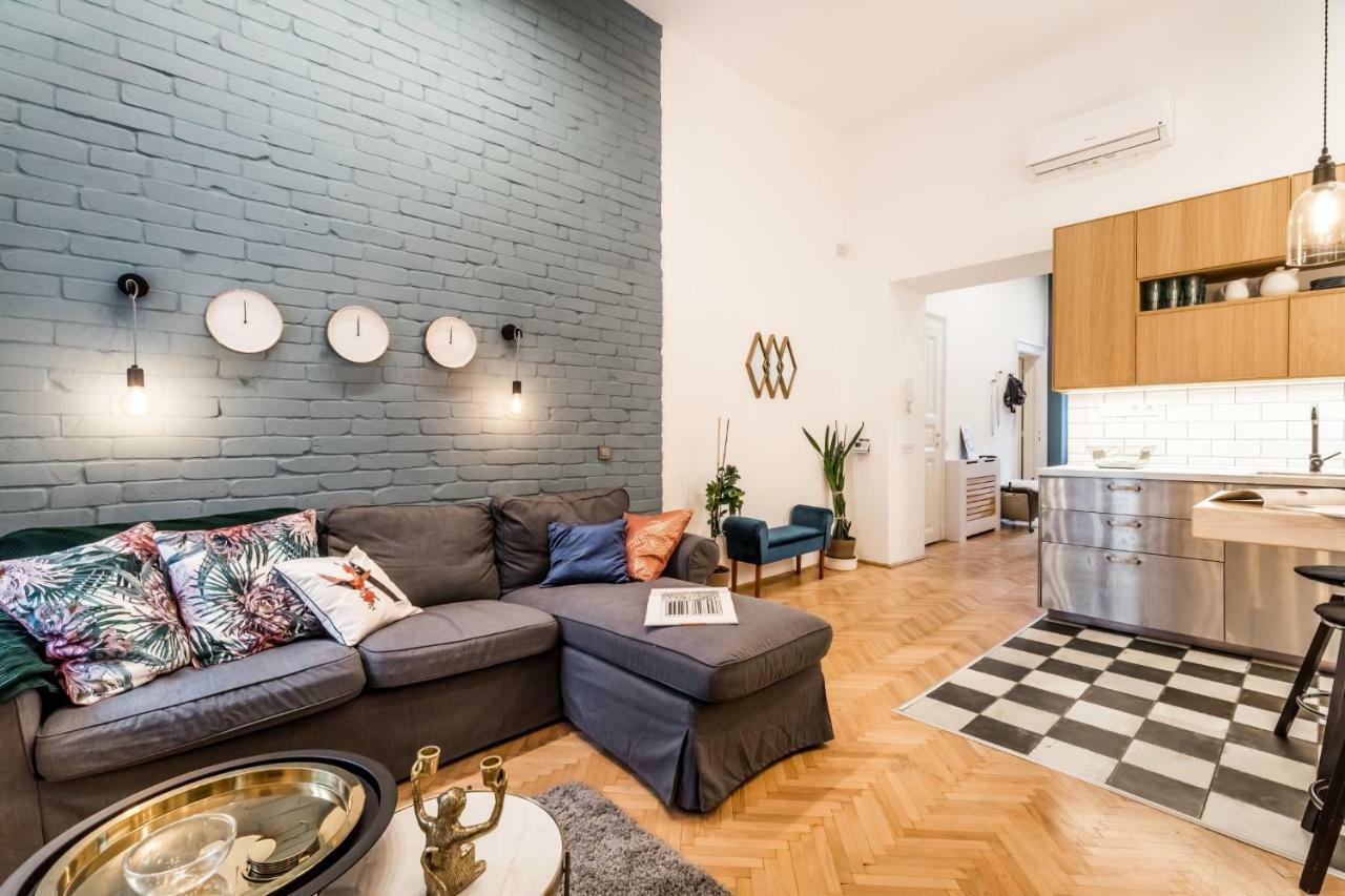 Apartment Szerzodesbontas - Industrial Fantasy Budapest