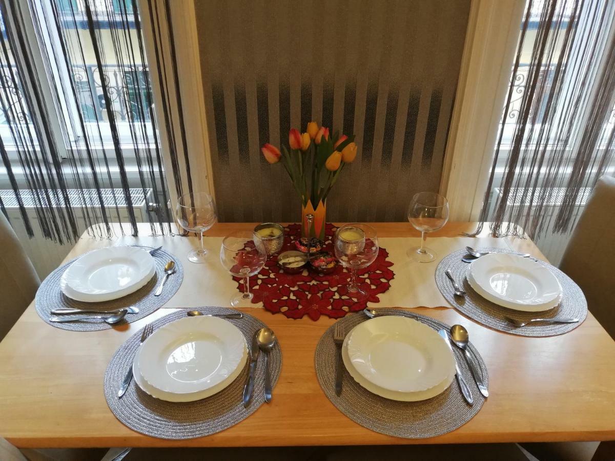 Apartman West10 Star Center