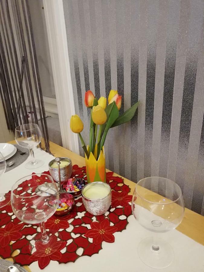West10 Star Center Apartman *