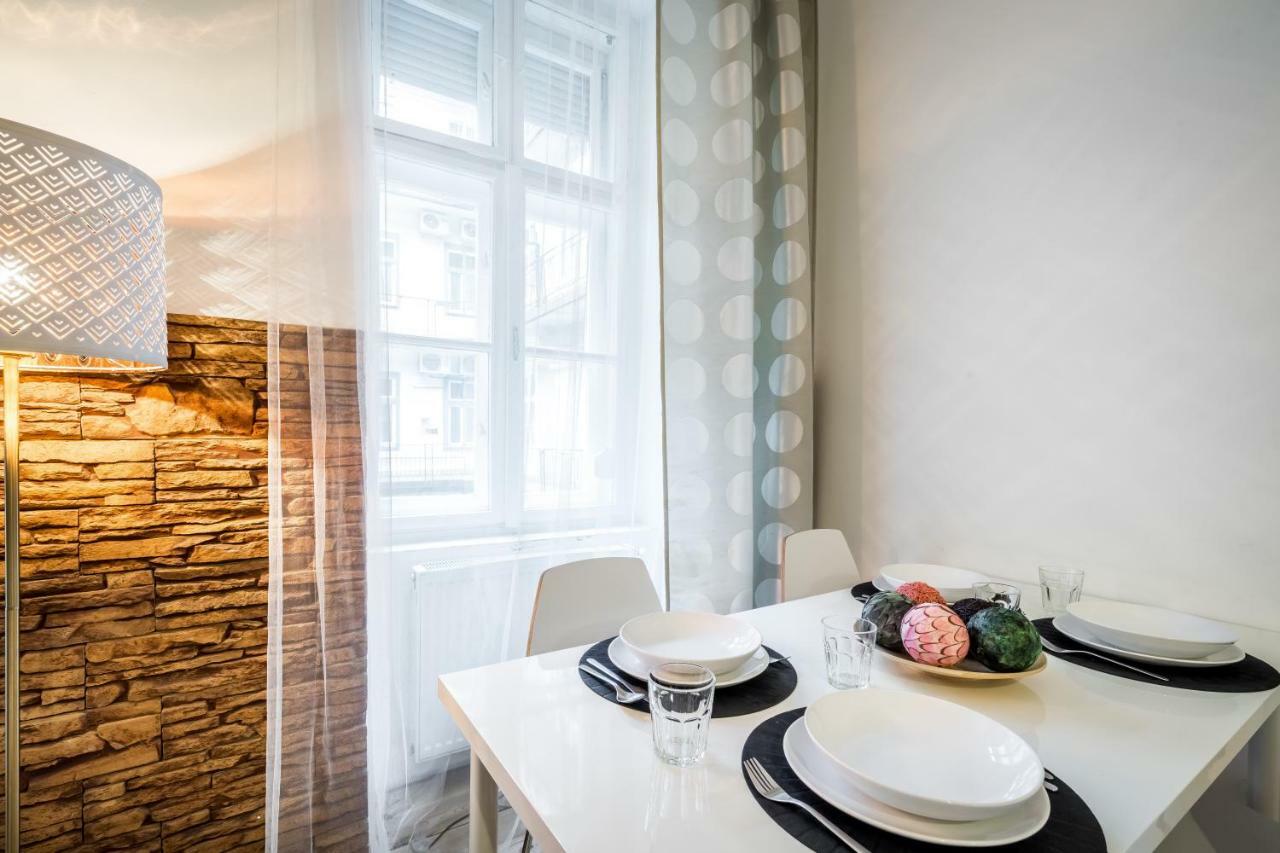 Bpr Bright Sapphire Apartment *
