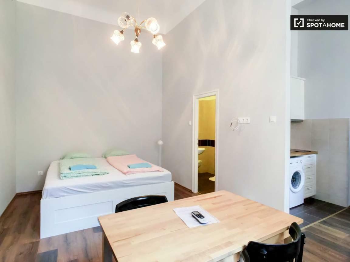 Dob15 Small Apartamento *