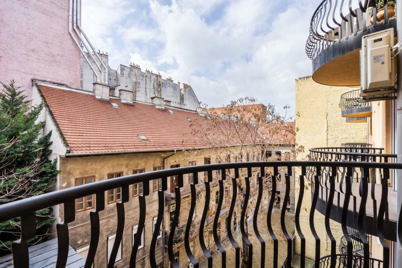 Apartment Bpr Vivid Downtown Vibe With Balcony Budapest