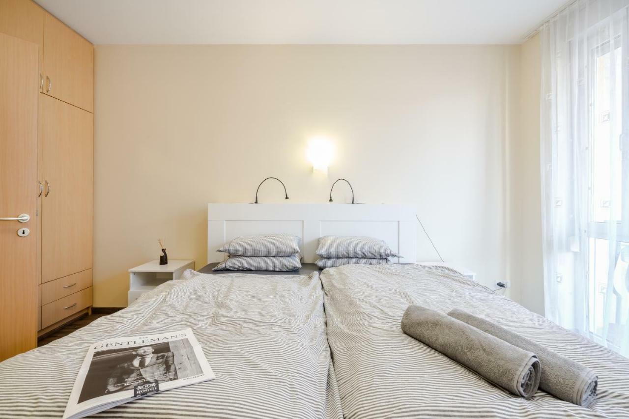 Bpr Vivid Downtown Vibe With Balcony * Budapest
