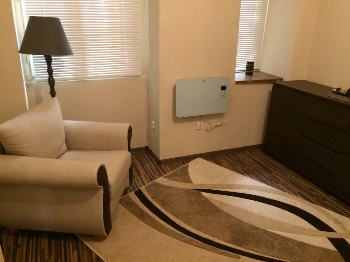 Basilica Apartment *