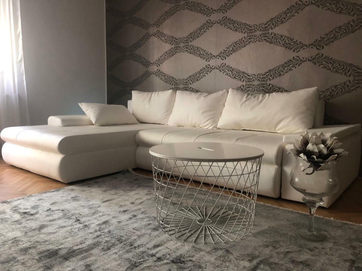 Lendvay Palace Apartamento