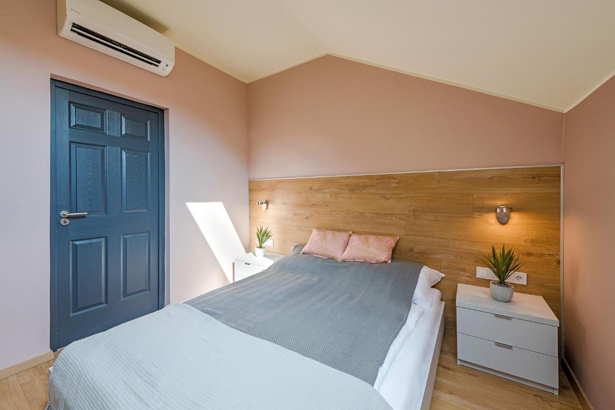 High End Klauzal With Ac - For Cooling Apartamento