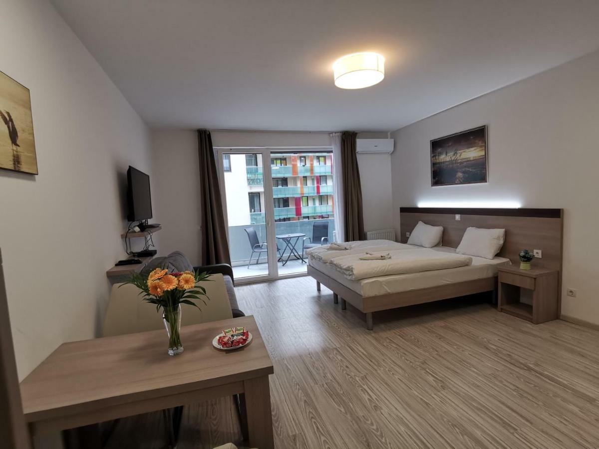 Aparthotel Corvin 3*
