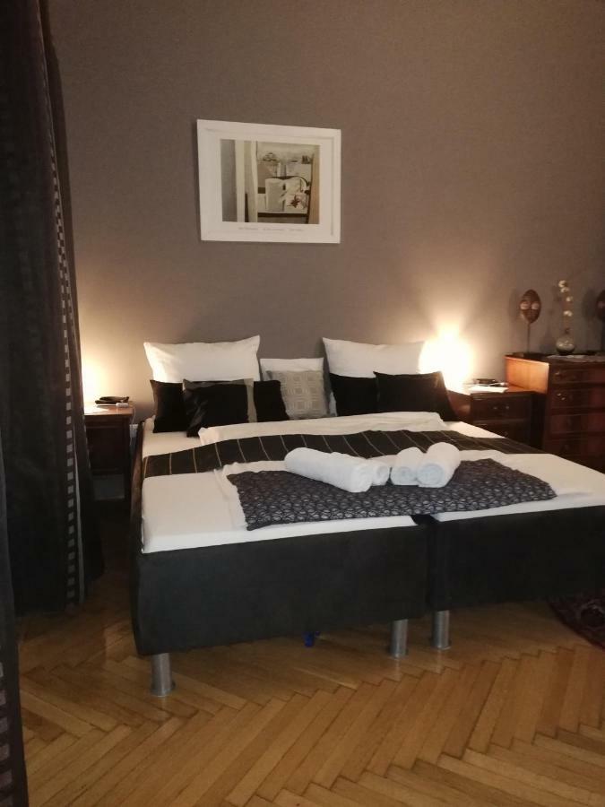West10 Star Center * Budapest