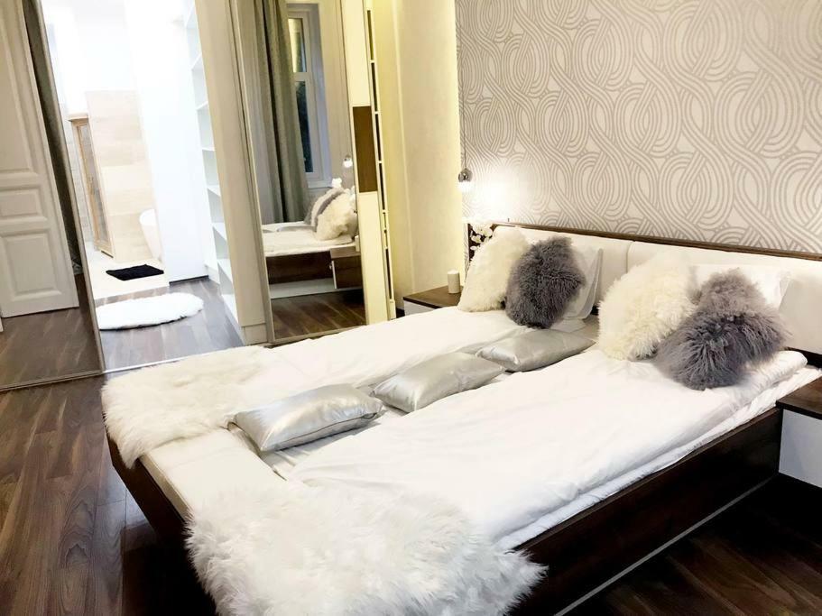 Apartamento Grand Eliza 3bedroom Luxury Apt At Blaha