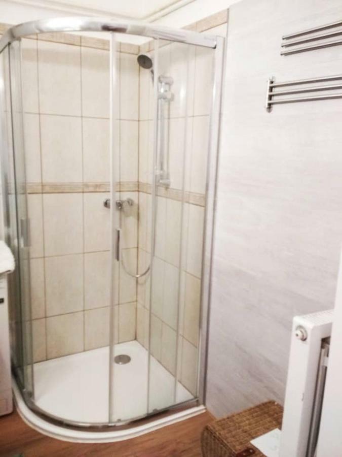 Zsuzsa Apartamento *