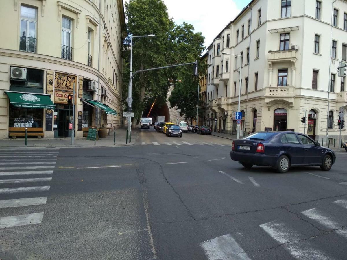 Zsuzsa Apartamento