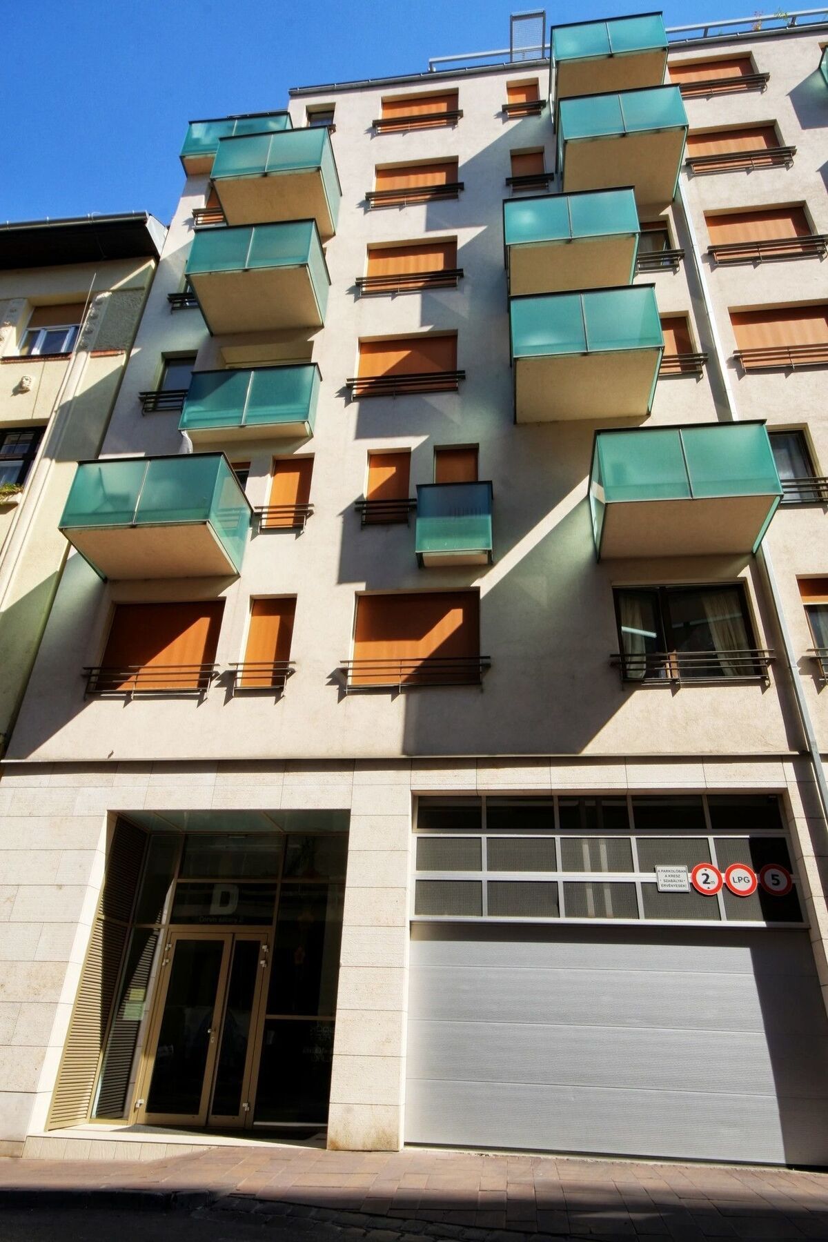 Corvin Promenade Aparthotel Budapest