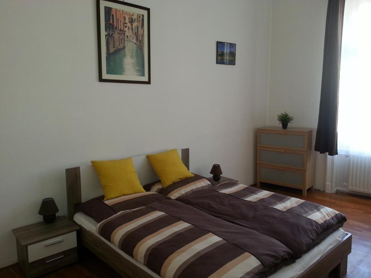 Hostel Caterina Private And *
