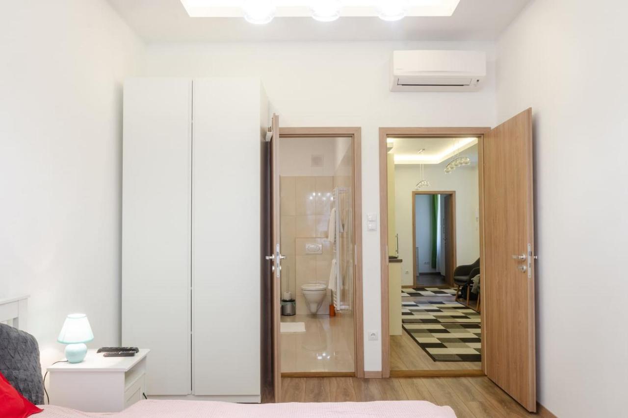 3 En Bedroom Flat In The Main Centre For 6ppl, 3bdr,3bthr,ac Apartamento *