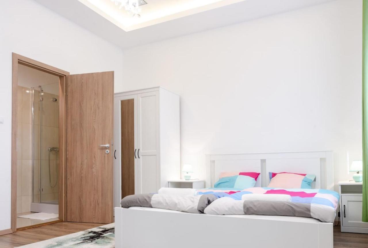 3 En Bedroom Flat In The Main Centre For 6ppl, 3bdr,3bthr,ac