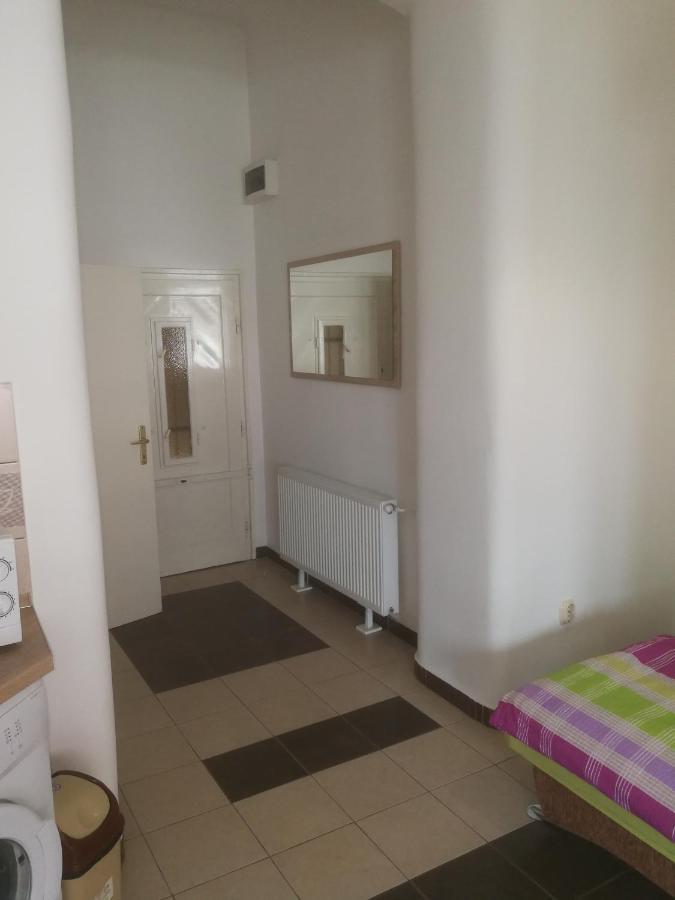 Next Door Apartamento