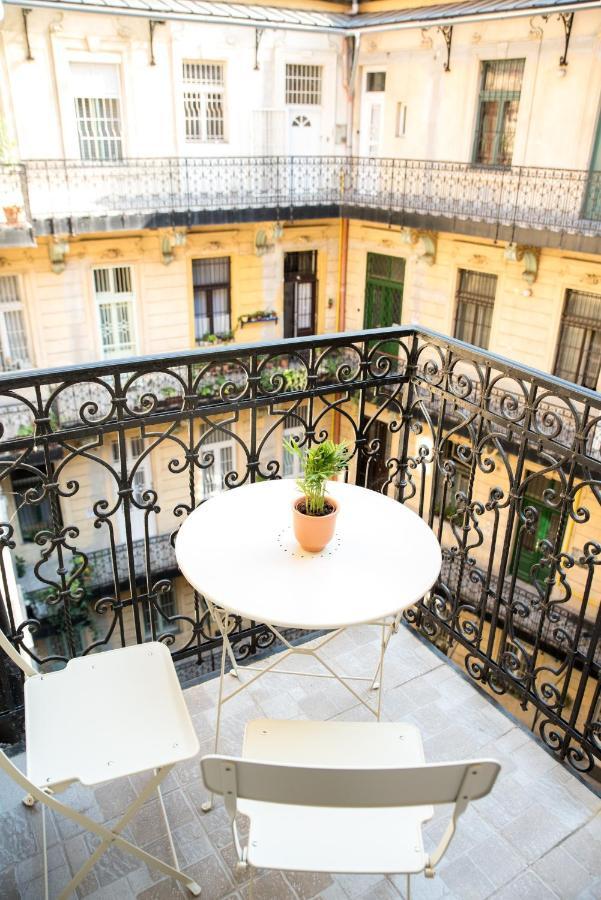 R38 - Artists Luxury Appartement Boedapest