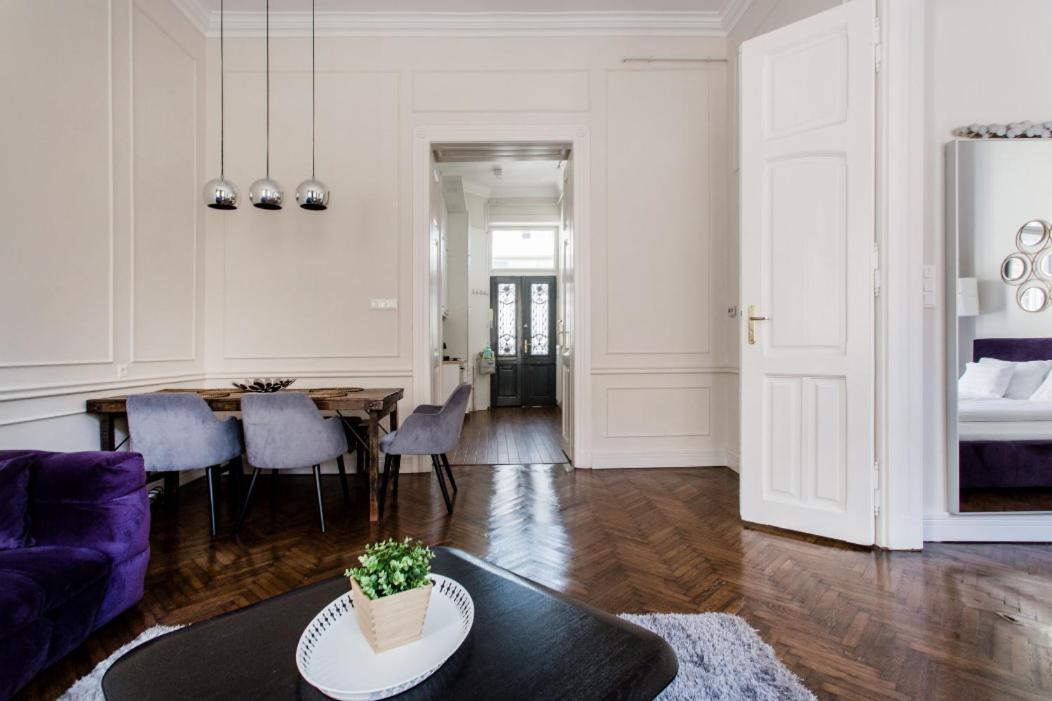 Opera With Free Parking, 2br2ba, Ac Apartament Budapeszt