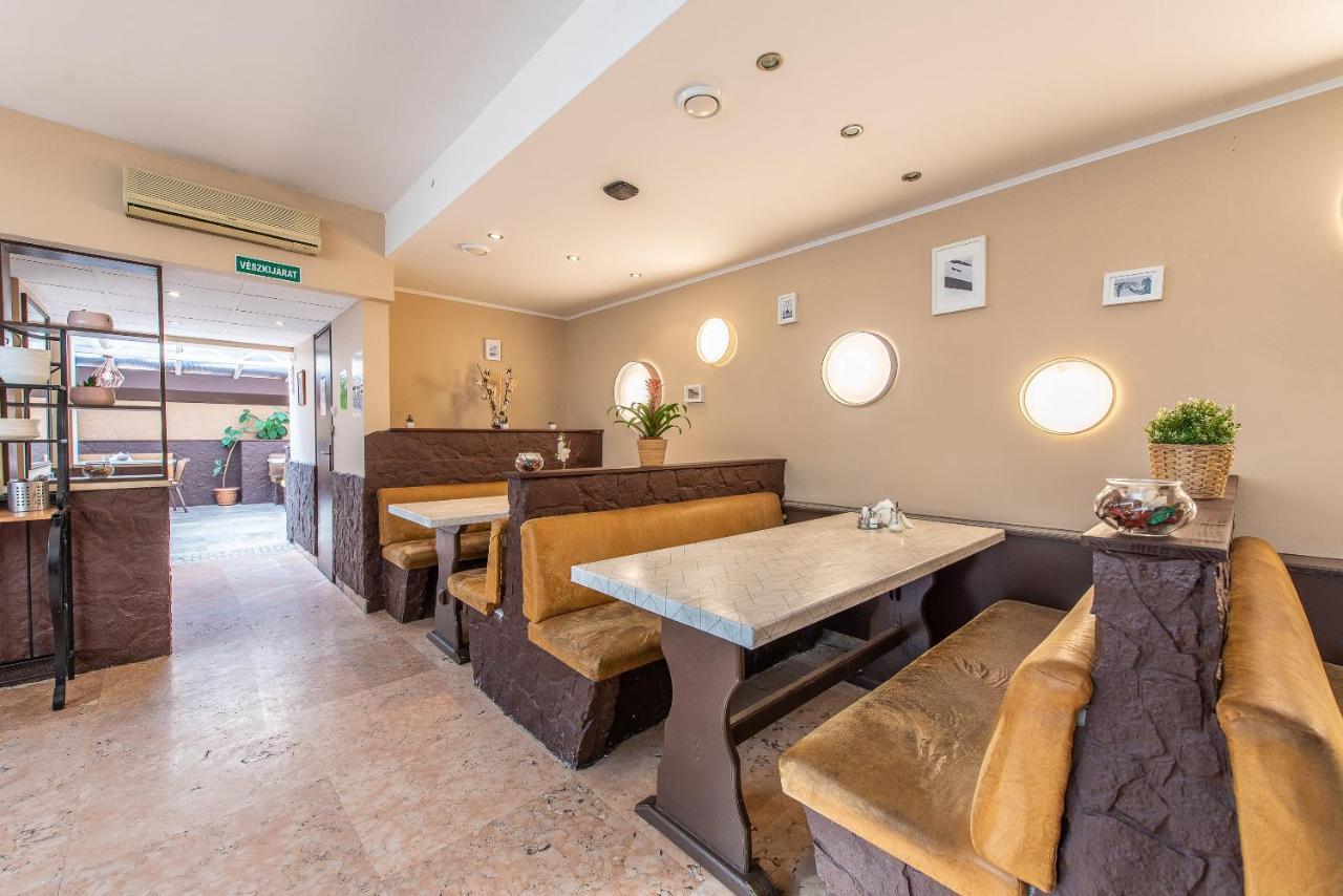 Korona Panzio Budapest