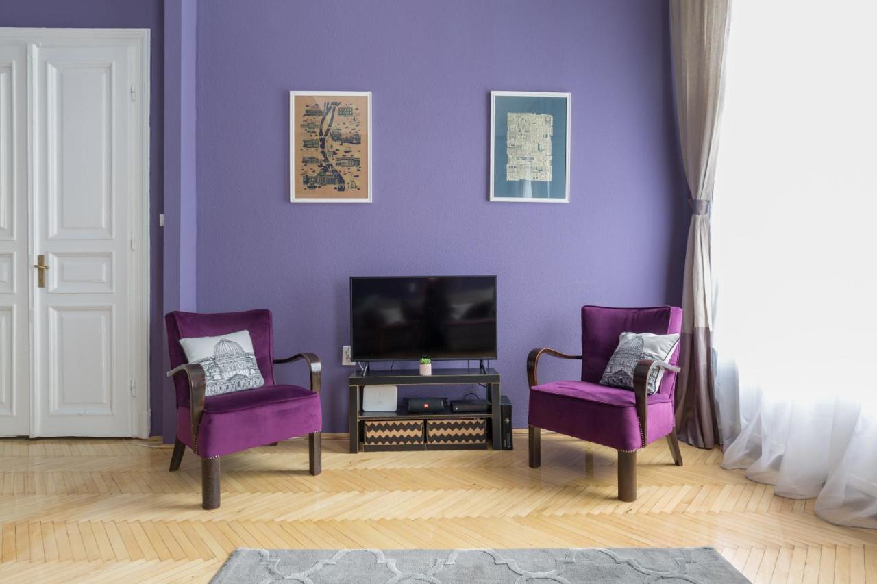 Eclectic Luxury & Spacious 2br Ac In Center Apartmán Budapest