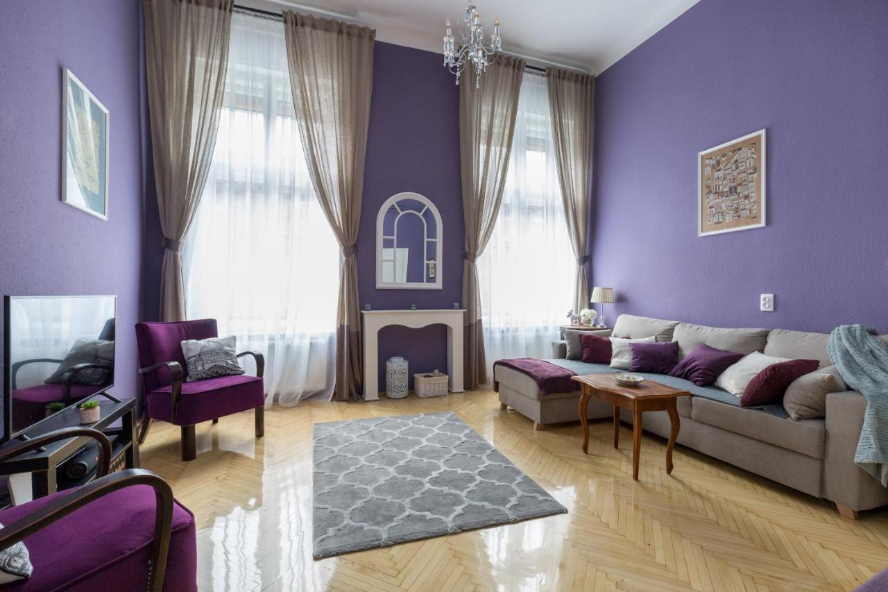 Eclectic Luxury & Spacious 2br Ac In Center Apartmán *