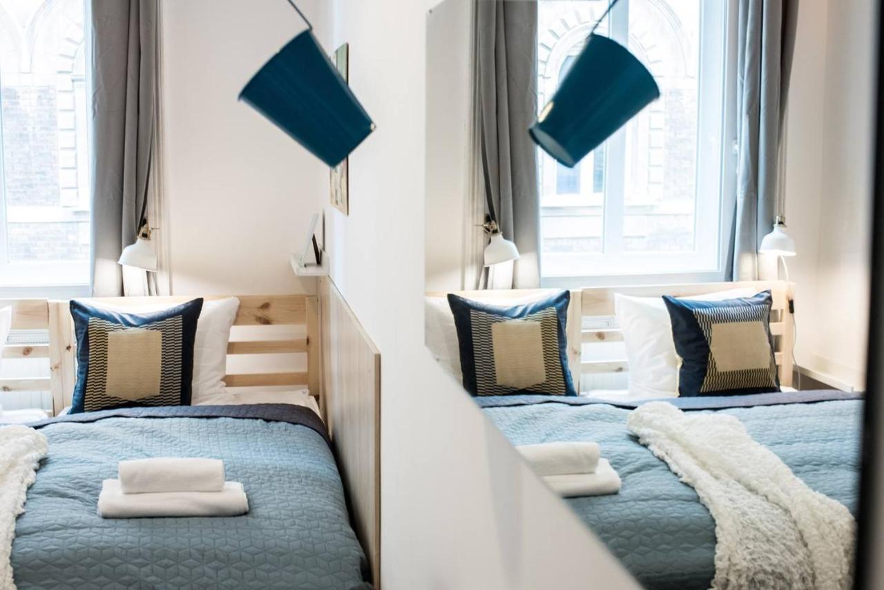 Cosy And Central With 4 Bedrooms And A/c * Budapest