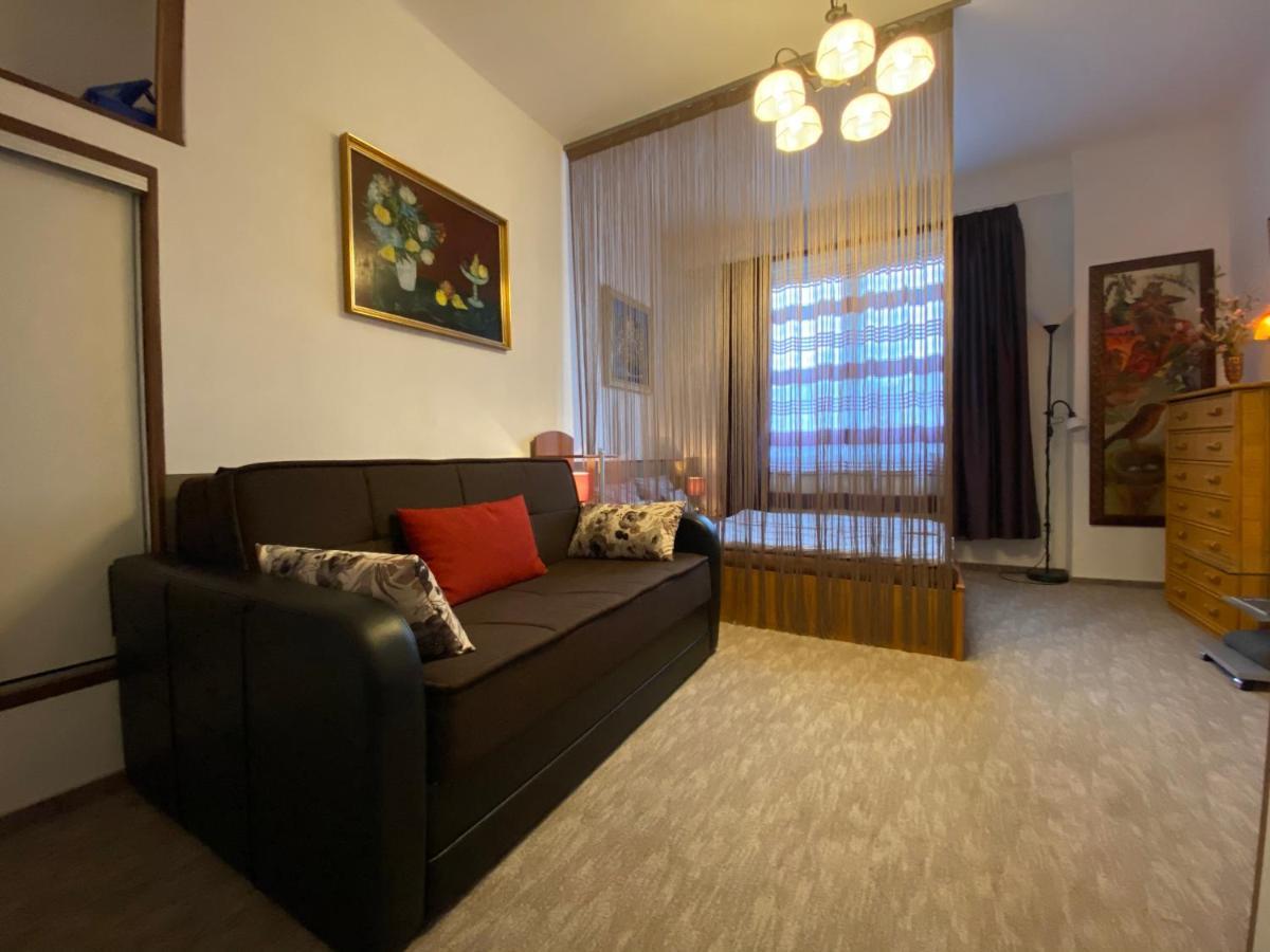 Koren Family Budapest
