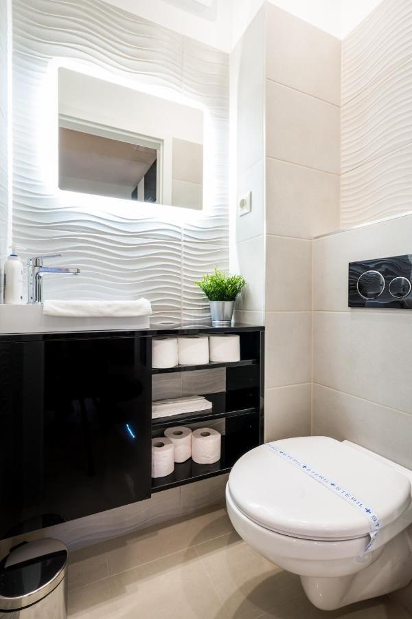 Bpr Garay With Rooftop Terrace & A/c Apartman *
