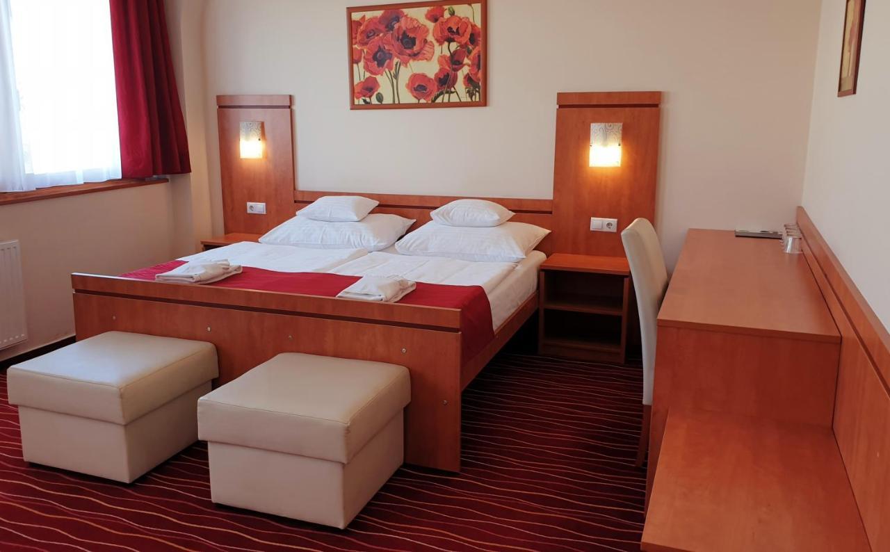 Diana Club Hotel Budapest