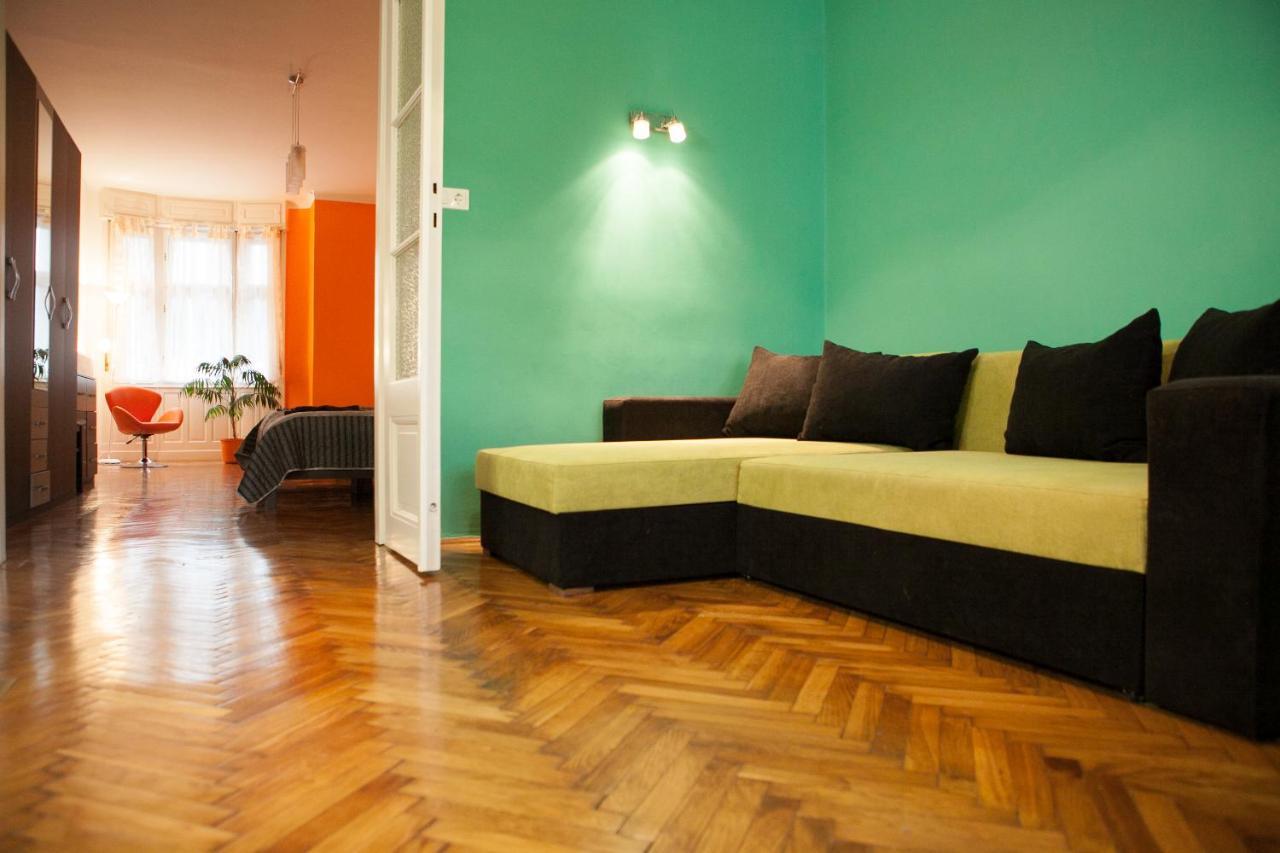 Apartment Buda Trio