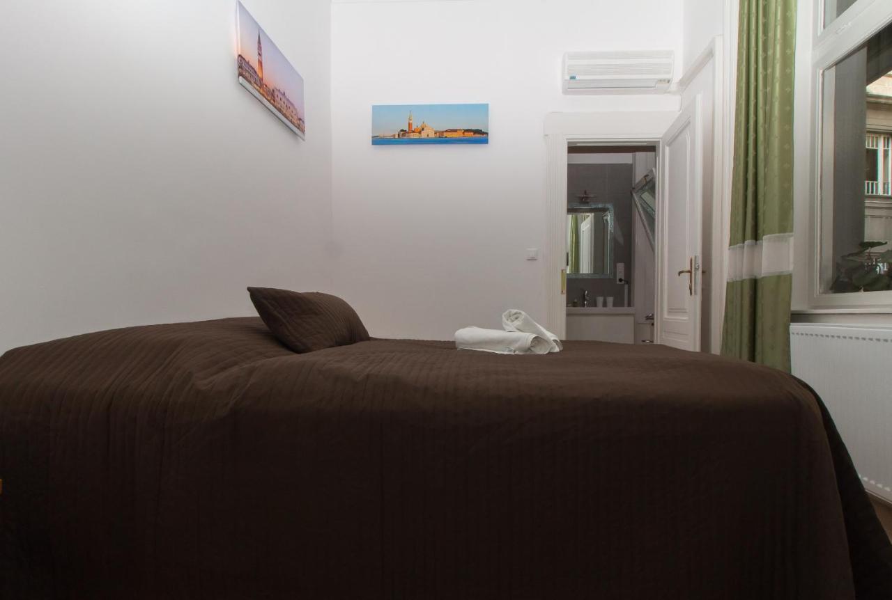 Butterfly Danube 3* Budapest