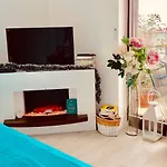 Sunny Deluxe Apt. & Terrace