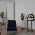 Liliom Apartment With Free Parking Space
