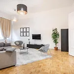 Bpr Swan Apartment Near The Buda Castle