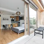 Rooftop Apartments By Hi5 - Palace Quarter