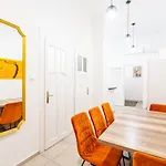 Spacious Premium Apartment By Buda Castle District