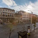 Downtown Apartment In The Heart Of Budapest