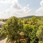 Lovely 1 Bedroom Flat - Gazdagret