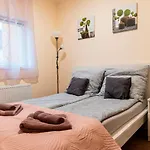 Zita Apartment 4