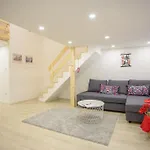 Cosy Two Bedroom Flat In Josika Street, Paprika