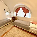Basicpoint Residence