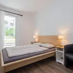 Corvin Modern Two Bedroom Apartment Free Parking