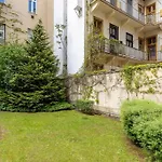 Angel Home Midtown Budapest Free Garage