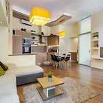 Spacious & Stylish Apartment In Downtown Budapest