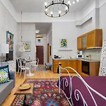 Bohemian Studio In The City Centre