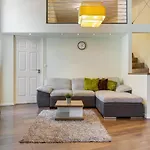 Spacious & Stylish Apartment In Downtown Budapest