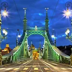 Snow White Apartman, In The Heart Of Budapest