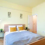 Convenient City Stay