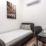 Alder Bridge Apartment