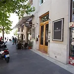 The Magazine Hotel & Apartments